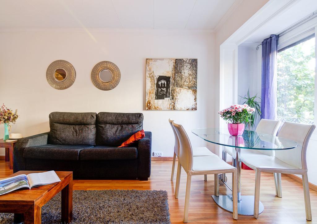 ברצלונה Valencia Suite Archsenseapartments מראה חיצוני תמונה