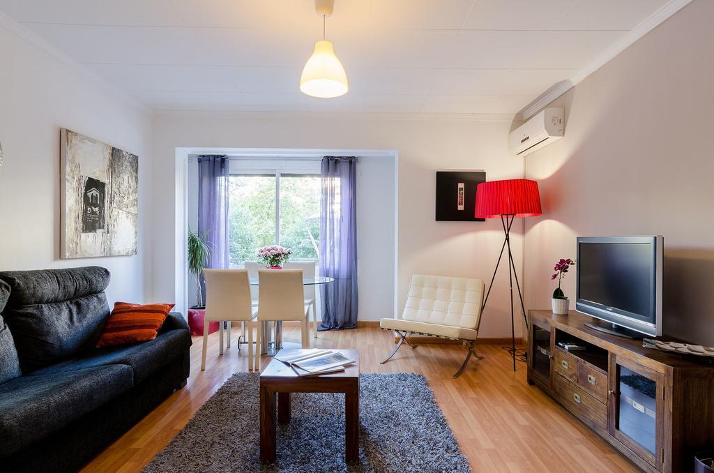 ברצלונה Valencia Suite Archsenseapartments מראה חיצוני תמונה
